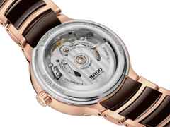 Rado Centrix Diamonds Automatik Open Heart Edelstahl Roségold-PVD 35mm braunes Zifferblatt mit Brillanten Metallband – Damenuhren Uhr ohne Datum aus Edelstahl, Keramik und PVD beschichtet. Das Gehäuse ist rund und roségold. Das Keramikarmband ist braun. Das Zifferblatt ist ein Index in braun. – Ansicht 4