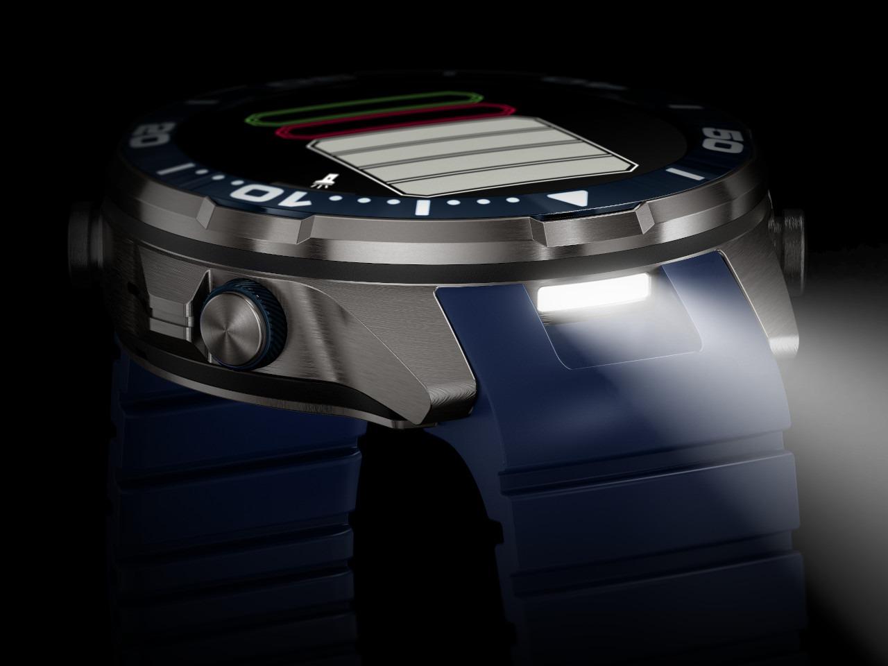Garmin MARQ Diver Gen 3 Titan 47mm digitales Display blaues Kautschukband – Herrenuhren Uhr Multifunktion aus Kautschuk, Keramik und Titan. Das Gehäuse ist rund und grau. Das Kautschuk / Kunststoff / Silikon Armband ist blau. Der Zifferblatt ist digital. – Ansicht 7