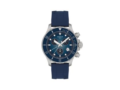 Tissot Seastar 1000 Chronograph Quarz Edelstahl 38mm blaues Zifferblatt blaues Kautschukband – Herrenuhren Chronograph aus Edelstahl und Kautschuk. Das Gehäuse ist rund und silber. Das Kautschuk / Kunststoff / Silikon Armband ist blau. Das Zifferblatt ist ein Index in blau.