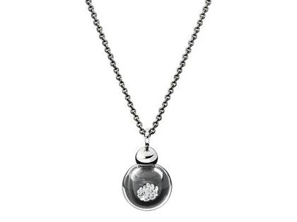 Schmuckwerk Glasklar Kugel Collier Edelstahl – Halsschmuck Kette mit Anhänger aus Edelstahl.