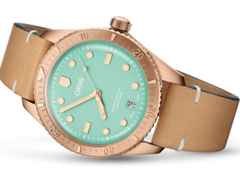 Oris Divers Sixty-Five Cotton Candy Automatik Bronze 38mm grünes Zifferblatt braunes Lederband – Damenuhren Uhr mit Datum aus Bronze und Leder. Das Gehäuse ist rund und roségold. Das Lederarmband ist braun. Das Zifferblatt ist ein Index in grün. – Ansicht 2