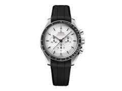 Omega Speedmaster Moonwatch Professional Chronograph Handaufzug Edelstahl 42mm weißes Zifferblatt schwarzes Kautschukband – Herrenuhren Chronograph aus Edelstahl und eloxiertes Aluminium. Das Gehäuse ist rund und silber. Das Kautschuk / Kunststoff / Silikon Armband ist schwarz. Das Zifferblatt ist ein Index in weiß.