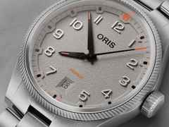 Oris ProPilot Date Automatik Edelstahl 41mm graues Zifferblatt Metallband – Herrenuhren Uhr mit Datum aus Edelstahl. Das Gehäuse ist rund und silber. Das Edelstahlarmband ist silber. Das Zifferblatt ist arabisch und grau. – Ansicht 4