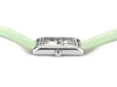 Maurice Lacroix Fiaba Square Quarz Edelstahl 24x34mm Perlmutt-Zifferblatt grünes Lederband FA1205-SS001-160-5 Full Set mit Garantie Occasion – Damenuhren Uhr ohne Datum aus Edelstahl. Das Gehäuse ist rechteckig und silber. Das Lederarmband ist grün. Das Zifferblatt ist römisch und weiß. – Ansicht 3