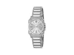 Gucci G-Flat Quarz Edelstahl 30mm silbernes Zifferblatt Metallband YA166504 – Damenuhren Uhr mit Datum aus Edelstahl. Das Gehäuse ist rechteckig und silber. Das Edelstahlarmband ist silber. Das Zifferblatt ist römisch Index und silber.