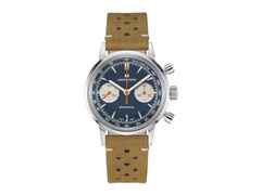 Hamilton American Classic Intra-Matic Chronograph H Handaufzug Edelstahl 40mm blaues Zifferblatt braunes Lederband – Herrenuhren Chronograph aus Edelstahl. Das Gehäuse ist rund und silber. Das Lederarmband ist braun. Das Zifferblatt ist ein Index in blau.