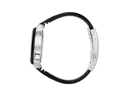 Mühle Glashütte S.A.R. Rescue-Timer Automatik Edelstahl 42mm schwarzes Zifferblatt schwarzes Kautschukband – Herrenuhren Uhr mit Datum aus Edelstahl und Kautschuk. Das Gehäuse ist rund und silber. Das Kautschuk / Kunststoff / Silikon Armband ist schwarz. Das Zifferblatt ist ein Index in schwarz. – Ansicht 2