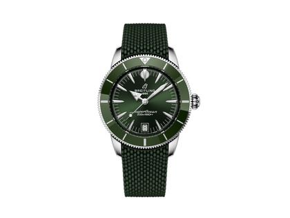 Breitling Superocean Heritage B31 Automatik Edelstahl 40mm grünes Zifferblatt grünes Kautschukband – Herrenuhren Uhr mit Datum aus Edelstahl, Kautschuk und Keramik. Das Gehäuse ist rund und silber. Das Kautschuk / Kunststoff / Silikon Armband ist grün. Das Zifferblatt ist ein Index in grün.