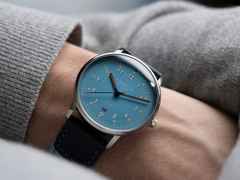 Sternglas Lumatik Automatik Edelstahl 38mm hellblaues Zifferblatt hellblaues Textilband – Herrenuhren Uhr mit Datum aus Edelstahl und Leder. Das Gehäuse ist rund und silber. Das Textilarmband ist blau. Das Zifferblatt ist arabisch Index und blau. – Ansicht 10