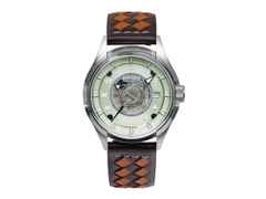 UMF Ruhla Colani Design 2025 Limited Edition Automatik Edelstahl 43mm grünes Zifferblatt schwarzes Lederband – Herrenuhren Uhr mit Datum aus Edelstahl. Das Gehäuse ist rund und silber. Das Lederarmband ist schwarz. Das Zifferblatt ist arabisch Index und grün.
