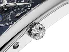Frederique Constant Classics Carree Calendar Moonphase Quarz Edelstahl 42x30mm blaues Zifferblatt blaues Lederband – Herrenuhren Uhr mit Datum aus Edelstahl. Das Gehäuse ist rechteckig und silber. Das Lederarmband ist blau. Das Zifferblatt ist ein Index in blau. – Ansicht 3