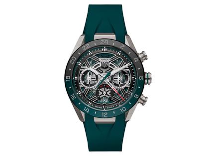 TAG Heuer Carrera Chronograph Extreme Sport Twin Time Automatik Titan 44mm skelettiertes Zifferblatt grünes Kautschukband – Herrenuhren Chronograph aus Kautschuk, Keramik und Titan. Das Gehäuse ist rund und silber. Das Kautschuk / Kunststoff / Silikon Armband ist grün. Das Zifferblatt ist skelettiert und grün.