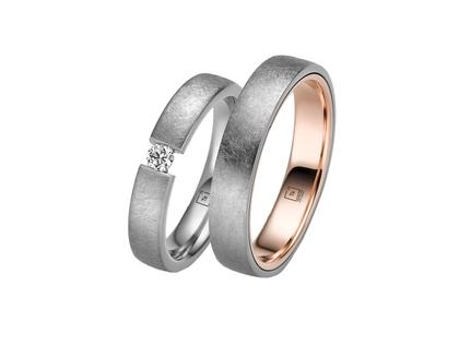 Tantalum Trauringpaar aus Tantal und Rotgold 5,0mm gewölbt mit Brillanten 0,100ct – Ringe Trauring mit Besatz aus 585 Rotgold, Tantal und und .