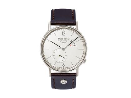 Bruno Söhnle Glashütte Rondo Herrenuhr  Edelstahl silber Lederband – Herrenuhren Uhr mit Datum aus Edelstahl. Das Gehäuse ist rund und silber. Das Lederarmband ist braun. Das Zifferblatt ist arabisch Index und silber.