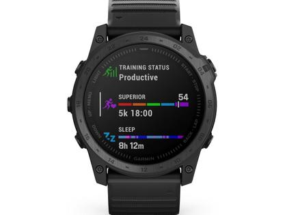 Garmin tactix 7 Saphirglas Titan-Lünette DLC-beschichtet 51 mm Nylonband schwarz – Herrenuhren Uhr Multifunktion aus Titan. Das Gehäuse ist rund und schwarz. Das Kautschuk / Kunststoff / Silikon Armband ist schwarz. Das Zifferblatt ist digital und schwarz.