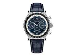Breitling Navitimer B19 Chronograph 43 Perpetual Calendar Automatik Platin blaues Zifferblatt blaues Lederband limitiert – Herrenuhren Chronograph aus 950 Platin, Edelstahl und Leder. Das Gehäuse ist rund und silber. Das Lederarmband Kroko / Alligator ist blau. Das Zifferblatt ist ein Index in blau.