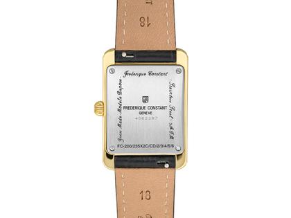 Frederique Constant Classics Carree Small Seconds Quarz Edelstahl Gelbgold-PVD 36x25mm weißes Zifferblatt schwarzes Lederband – Damenuhren Uhr mit Datum aus Edelstahl, Leder und PVD beschichtet. Das Gehäuse ist rechteckig und gelbgold. Das Lederarmband Kroko / Alligator ist schwarz. Das Zifferblatt ist römisch und weiß. – Ansicht 3