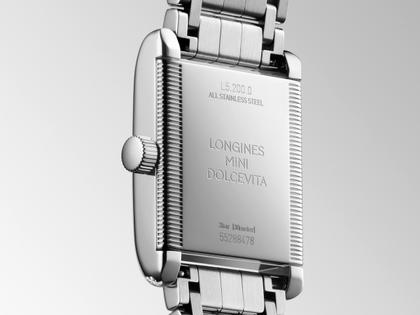 Longines DolceVita   Mini Quarz Edelstahl 22x29mm silbernes Zifferblatt mit Brillanten Metallband – Damenuhren Uhr ohne Datum aus Edelstahl. Das Gehäuse ist rechteckig und silber. Das Edelstahlarmband ist silber. Das Zifferblatt ist römisch und silber. – Ansicht 4