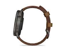 Garmin Venu 4 Quarz Edelstahl und Polymer Schiefergrau 45mm digitales Zifferblatt braunes Lederband – Herrenuhren Uhr Multifunktion aus Edelstahl, Faserverstärktes Polymer und PVD beschichtet. Das Gehäuse ist rund und anthrazit. Das Lederarmband ist braun. Das Zifferblatt ist digital und schwarz. – Ansicht 3