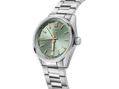 TAG Heuer Carrera Date Automatik Edelstahl 36mm grünes Zifferblatt Metallband – Damenuhren Uhr mit Datum aus Edelstahl. Das Gehäuse ist rund und silber. Das Edelstahlarmband ist silber. Das Zifferblatt ist ein Index in grün. – Ansicht 2