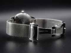 Mühle Glashütte Panova Türkisblau Automatik Edelstahl 40mm Metallband – Herrenuhren Uhr ohne Datum aus Edelstahl. Das Gehäuse ist rund und silber. Das Edelstahlarmband ist silber. Das Zifferblatt ist ein Index in blau. – Ansicht 4