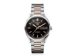 TAG Heuer Carrera Day-Date Automatik Edelstahl 41mm schwarzes Zifferblatt zweifarbiges Metallband – Herrenuhren Uhr mit Datum aus 750 Rotgold und Edelstahl. Das Gehäuse ist rund und silber. Das Edelstahlarmband ist silber-roségold. Das Zifferblatt ist ein Index in schwarz.