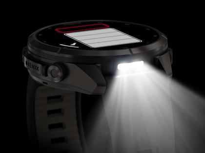 Garmin Fenix 9 Pro inReach Titan 43mm digitales Display schwarzes Silikonband – Herrenuhren Uhr Multifunktion aus Kautschuk und Titan. Das Gehäuse ist rund und schwarz. Das Kautschuk / Kunststoff / Silikon Armband ist schwarz. Das Zifferblatt ist digital und schwarz. – Ansicht 6