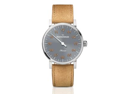 MeisterSinger Phanero 35mm anthrazit goldene Appliken – Damenuhren Uhr ohne Datum aus Edelstahl und Leder. Das Gehäuse ist rund und silber. Das Lederarmband ist braun. Das Zifferblatt ist arabisch und grau.