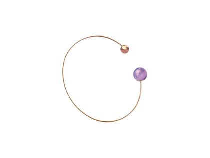 Meissen Pearl Collection Lilac Armspange Roségold mit violetter Perle aus Meissener Porzellan® 60mm – Armschmuck Armspange aus 750 Rotgold, Porzellan und und .
