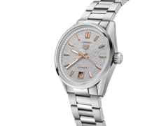 TAG Heuer Carrera Date Automatik Edelstahl 36mm graues Hammerschlag-Zifferblatt mit Brillanten Metallband – Damenuhren Uhr mit Datum aus Edelstahl. Das Gehäuse ist rund und silber. Das Edelstahlarmband ist silber. Das Zifferblatt ist ein Index in grau. – Ansicht 2