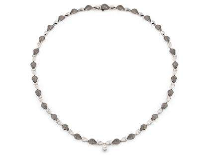Cammilli Firenze Divina Collier Black Lava mit Brillanten 6,30ct – Halsschmuck Collier aus 750 Weißgold.