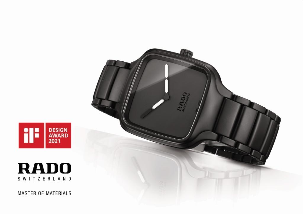 Rado True Square Automatik Keramik matt schwarz Undigital Keramikband – Herrenuhren Uhr ohne Datum aus Keramik. Das Gehäuse ist quadratisch und schwarz. Das Keramikarmband ist schwarz. Das Zifferblatt ist ohne Zeichen und schwarz. – Ansicht 3