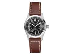Hamilton Khaki Field Auto Edelstahl 38mm schwarzes Zifferblatt braunes Lederband – Herrenuhren Uhr mit Datum aus Edelstahl. Das Gehäuse ist rund und silber. Das Lederarmband ist braun. Das Zifferblatt ist arabisch Index und schwarz.