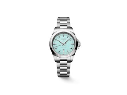 Longines Conquest Quarz Edelstahl 30mm blaues Zifferblatt Metallband – Damenuhren Uhr mit Datum aus Edelstahl. Das Gehäuse ist rund und silber. Das Edelstahlarmband ist silber. Das Zifferblatt ist ein Index in blau.