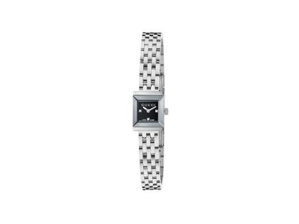 Gucci G-Frame Quarz Edelstahl 14x18mm schwarzes Zifferblatt Metallband YA128507 – Damenuhren Uhr ohne Datum aus Edelstahl. Das Gehäuse ist quadratisch und silber. Das Edelstahlarmband ist silber. Das Zifferblatt ist ein Index in schwarz.