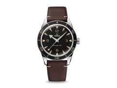 Omega Seamaster 300 Automatik Edelstahl 41mm schwarzes Zifferblatt braunes Lederband – Herrenuhren Uhr ohne Datum aus Aluminium und Edelstahl. Das Gehäuse ist rund und silber. Das Lederarmband ist braun. Das Zifferblatt ist arabisch Index und schwarz.