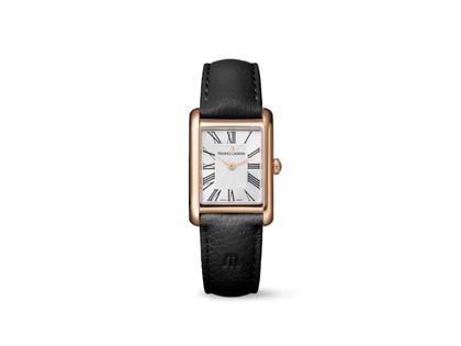 Maurice Lacroix Fiaba Square Quarz Edelstahl Roségold-PVD 24x34mm silbernes Zifferblatt schwarzes Lederband – Damenuhren Uhr ohne Datum aus Edelstahl und PVD beschichtet. Das Gehäuse ist rechteckig und roségold. Das Lederarmband ist schwarz. Das Zifferblatt ist römisch und silber.