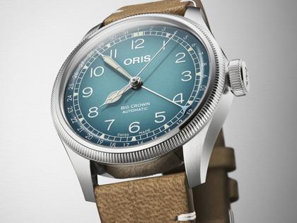 Oris Big Crown  X Cervo Volante Automatik Edelstahl 38mm blaues Zifferblatt braunes Lederband – Herrenuhren Uhr mit Datum aus Edelstahl. Das Gehäuse ist rund und silber. Das Lederarmband ist braun. Das Zifferblatt ist arabisch und blau. – Ansicht 5