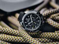 Union Glashütte Belisar Chronograph Sport Automatik Edelstahl Schwarz-DLC 43mm schwarzes Zifferblatt schwarzes Lederband – Herrenuhren Chronograph aus DLC beschichtet, Edelstahl und Leder. Das Gehäuse ist rund und silber. Das Lederarmband ist schwarz. Das Zifferblatt ist arabisch Index und schwarz. – Ansicht 9