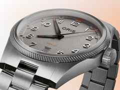Oris ProPilot Date Automatik Edelstahl 41mm graues Zifferblatt Metallband – Herrenuhren Uhr mit Datum aus Edelstahl. Das Gehäuse ist rund und silber. Das Edelstahlarmband ist silber. Das Zifferblatt ist arabisch und grau. – Ansicht 6