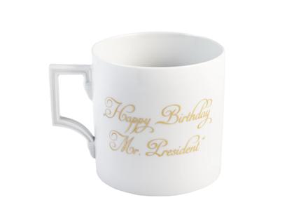 Meissen MUG Collection Big Mug Henkelbecher X Michael Moebius "Legends blowing Bubbles" Marilyn Monroe Rosa – Porzellanwaren Tafelporzellan in weiß und aus Porzellan. – Ansicht 2