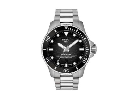 Tissot Seastar 2000 Automatik Edelstahl 44mm schwarzes Zifferblatt Metallband – Herrenuhren Uhr mit Datum aus Edelstahl und Keramik. Das Gehäuse ist rund und silber. Das Edelstahlarmband ist silber. Das Zifferblatt ist ein Index in schwarz.