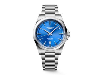 Longines Conquest Sylt Edition Automatik Edelstahl 41mm blaues Zifferblatt Metallband limitiert – Herrenuhren Uhr mit Datum aus Edelstahl und Kautschuk. Das Gehäuse ist rund und silber. Das Edelstahlarmband ist silber. Das Zifferblatt ist ein Index in blau.