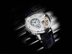 Glashütte Original PanoMaticInverse Automatik Edelstahl 42mm silbernes Zifferblatt schwarzes Lederband – Herrenuhren Uhr mit Datum aus Edelstahl. Das Gehäuse ist rund und silber. Das Lederarmband Kroko / Alligator ist blau. Das Zifferblatt ist ein Index in silber. – Ansicht 3