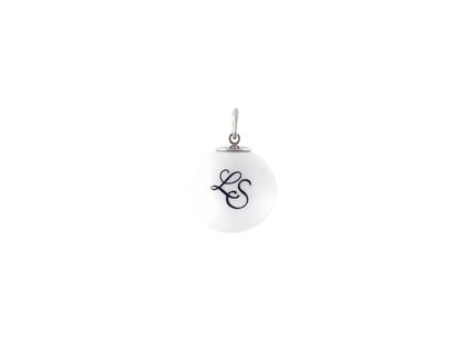 Meissen Boule Kugelanhänger "Monogramm in Schwarz" Silber mit weißem Meissener Porzellan – Anhänger Anhänger ohne Besatz in weiß und aus 750 Weißgold, 925 Silber und Porzellan.