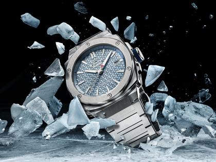 Alpina Alpiner Extreme Automatik Edelstahl 39mm blaues Zifferblatt Metallband – Herrenuhren Uhr mit Datum aus Edelstahl. Das Gehäuse ist rund und silber. Das Edelstahlarmband ist silber. Das Zifferblatt ist ein Index in blau. – Ansicht 6