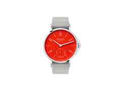 Nomos Glashütte Ahoi neomatik Signalrot Automatik Edelstahl 36mm rotes Zifferblatt graues Textilband – Damenuhren Uhr ohne Datum aus Edelstahl. Das Gehäuse ist rund und silber. Das Textilarmband ist grau. Das Zifferblatt ist arabisch Index und rot.
