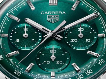 TAG Heuer Carrera Chronograph Automatik Edelstahl 41mm grünes Zifferblatt Metallband – Herrenuhren Chronograph aus Edelstahl. Das Gehäuse ist rund und silber. Das Edelstahlarmband ist silber. Das Zifferblatt ist ein Index in grün. – Ansicht 5