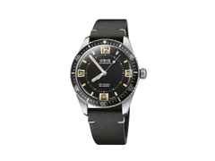 Oris Divers Sixty-Five 60th Anniversary Edition Automatik Edelstahl 40mm schwarzes Zifferblatt Metallband – Herrenuhren Uhr ohne Datum aus Edelstahl. Das Gehäuse ist rund und silber. Das Edelstahlarmband ist silber. Das Zifferblatt ist arabisch Index und schwarz. – Ansicht 2