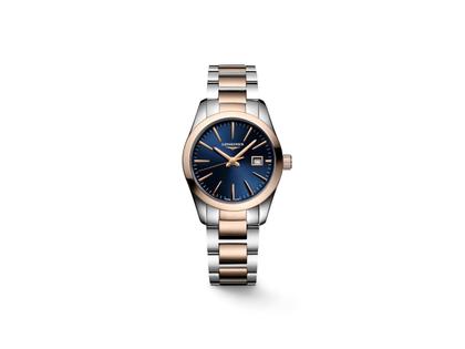 Longines Conquest Classic Quarz Edelstahl 29,5mm blaues Zifferblatt Metallband – Damenuhren Uhr mit Datum aus Edelstahl. Das Gehäuse ist rund und silber-roségold. Das Edelstahlarmband ist silber-roségold. Das Zifferblatt ist ein Index in blau.